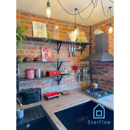 Homestay Vinyl - Charming Place, 15 Minutes To Old Town & Seaside *