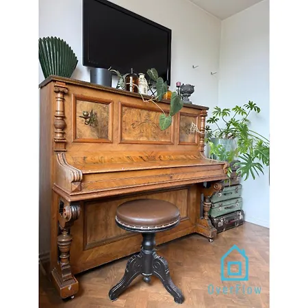Kwatera prywatna Vinyl - Charming Place, 15 Minutes To Old Town & Seaside *